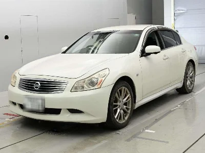 NISSAN SKYLINE