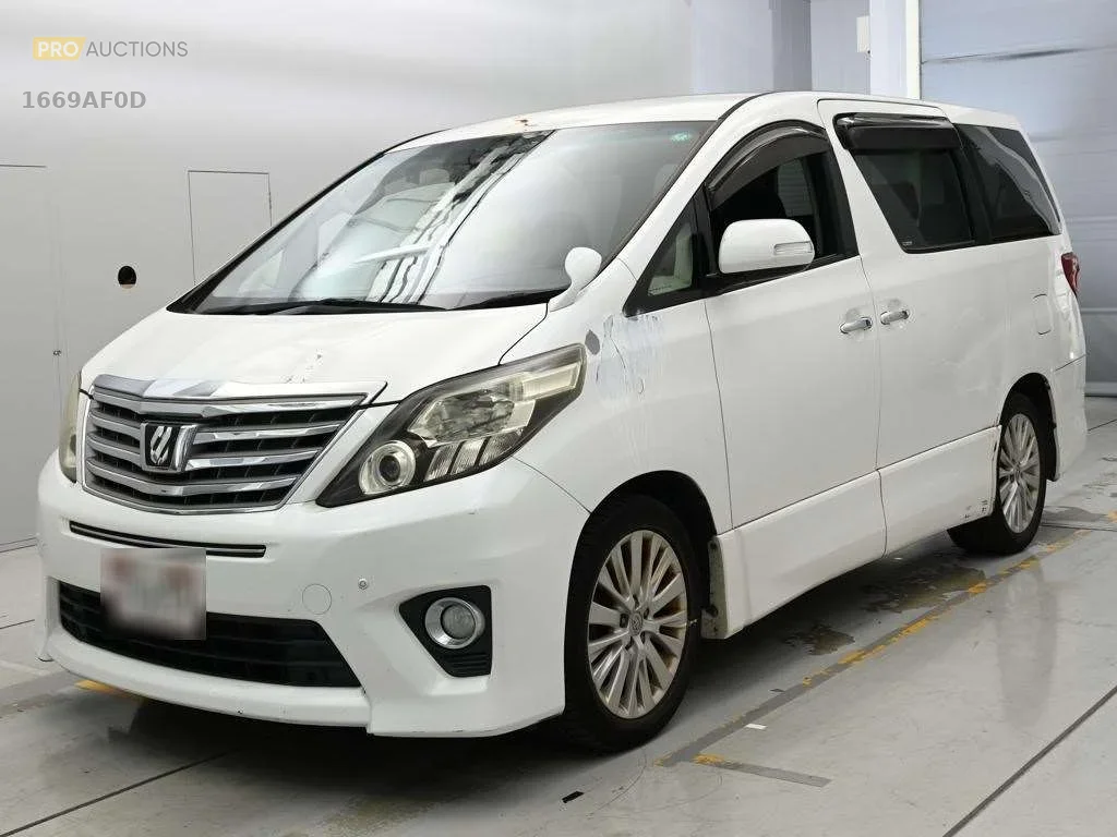 Toyota Alphard 2013