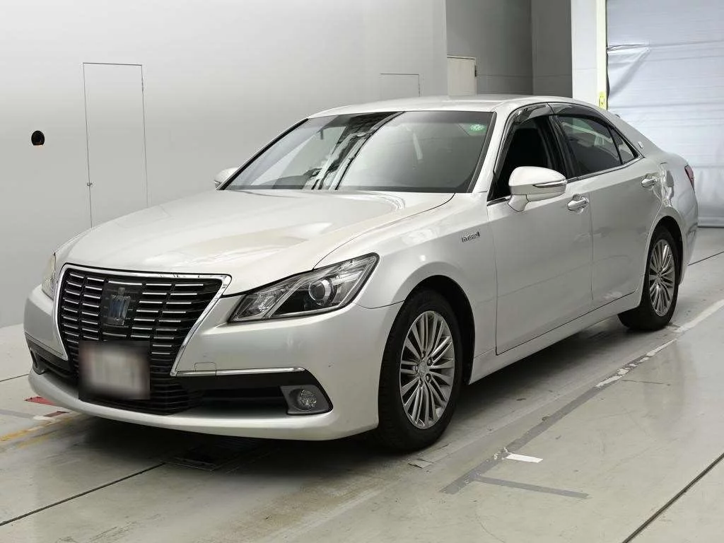 Toyota Crown 2014