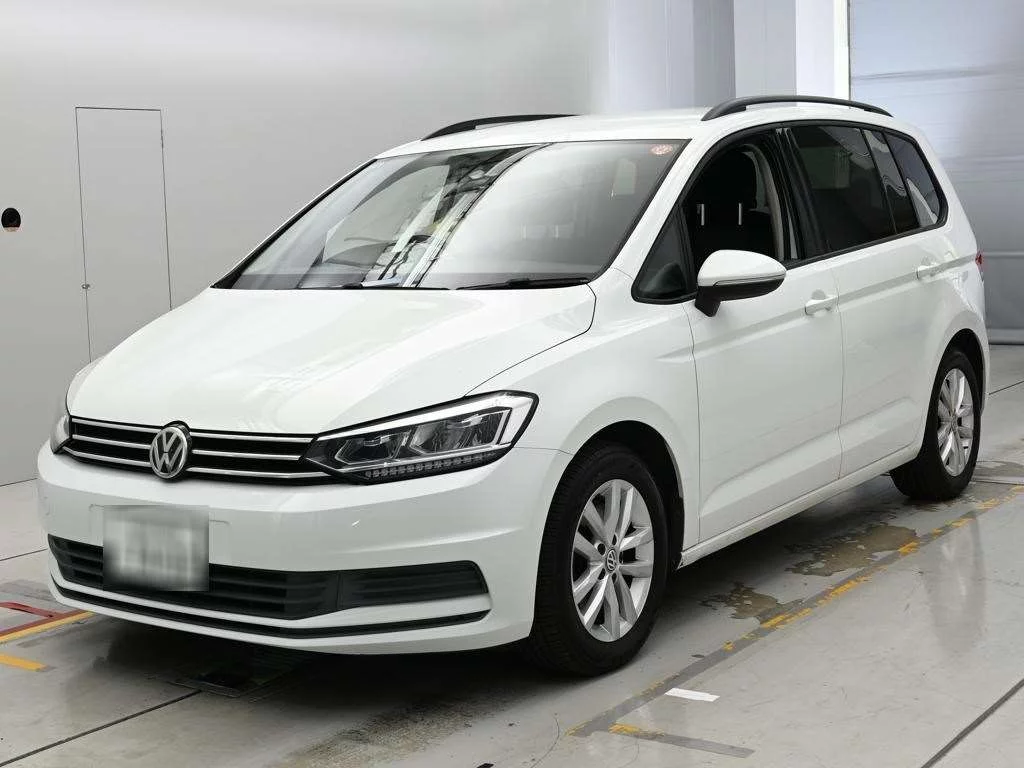Volkswagen Touran  с аукциона в Японии