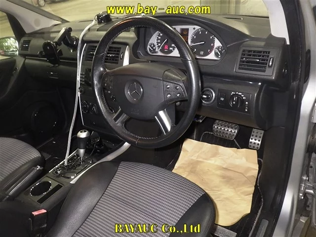 Mercedes-Benz B-Class  с аукциона в Японии