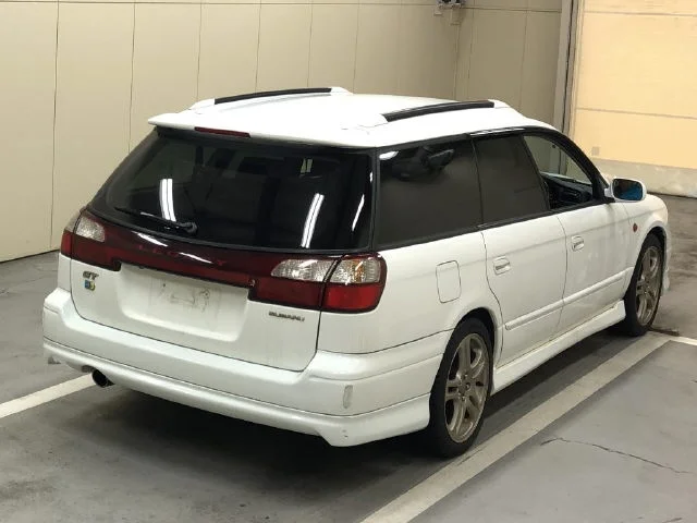 Subaru Legacy  с аукциона в Японии