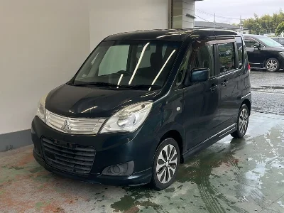 MITSUBISHI DELICA D2