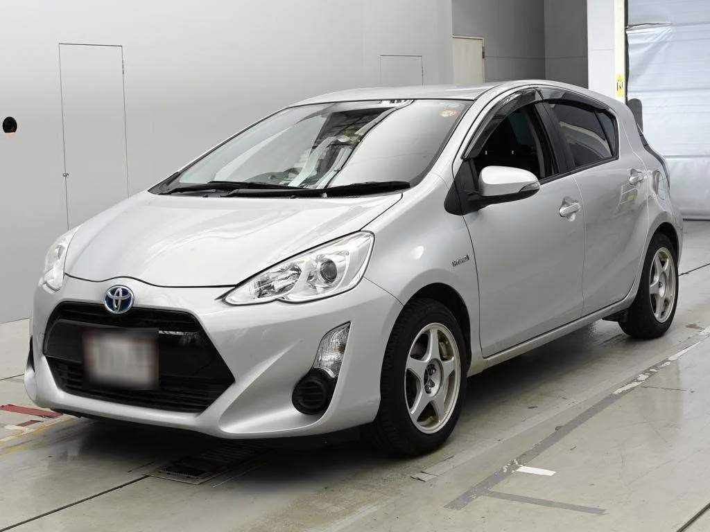 Toyota Aqua 2016