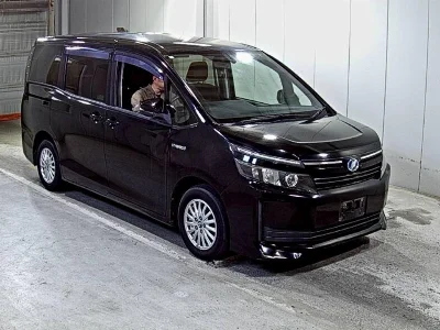 TOYOTA VOXY, 2014 — лот японского аукциона