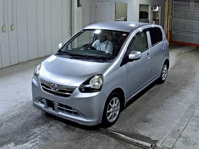 DAIHATSU MIRA E S