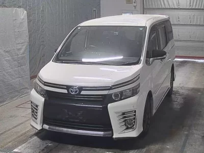 TOYOTA VOXY, 2014 — лот японского аукциона