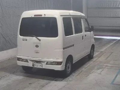 TOYOTA PIXIS VAN