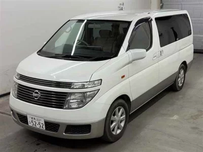 NISSAN ELGRAND