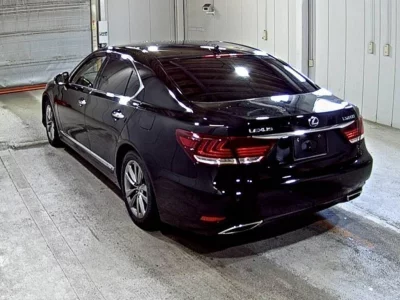 LEXUS LS