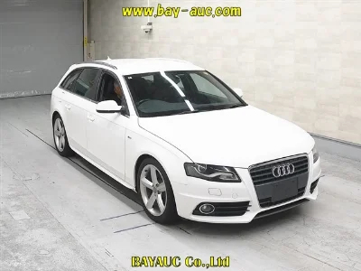 AUDI A4 AVANTE