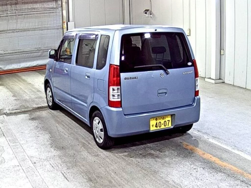 Suzuki Wagon R  с аукциона в Японии