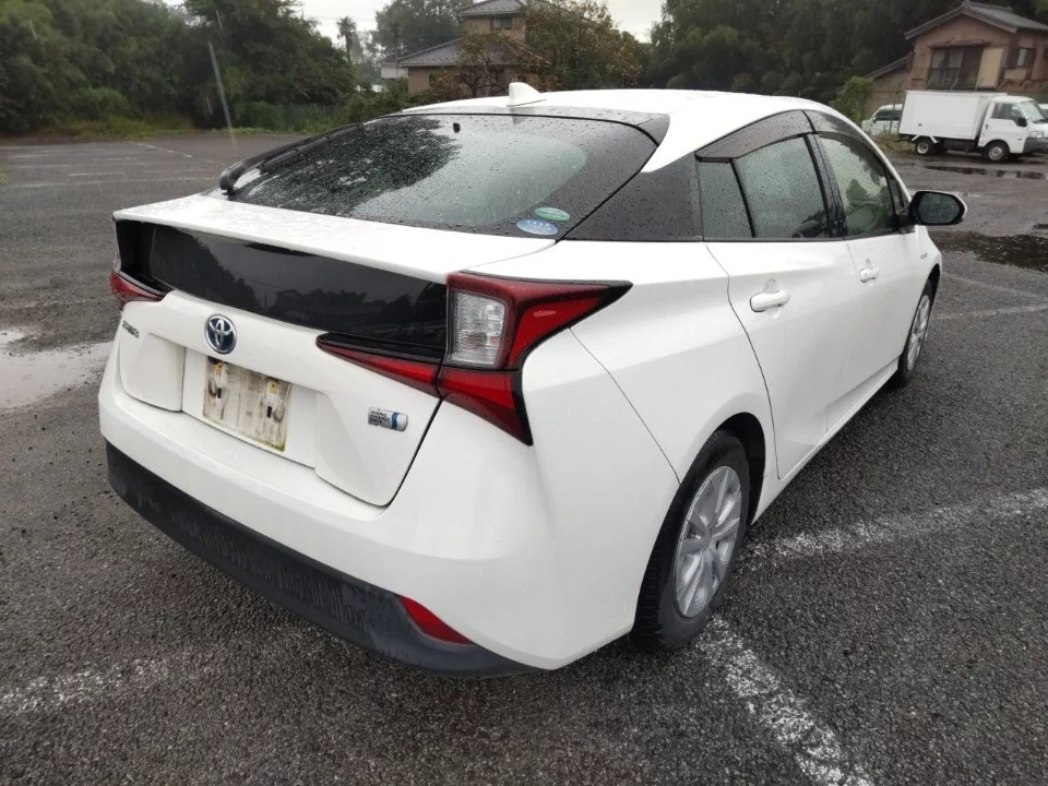 Toyota Prius 2019