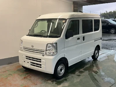 NISSAN CLIPPER VAN