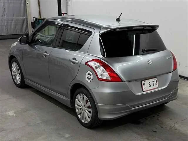 Suzuki Swift 2012