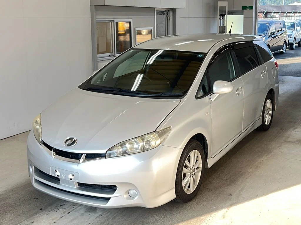 Toyota Wish 2010