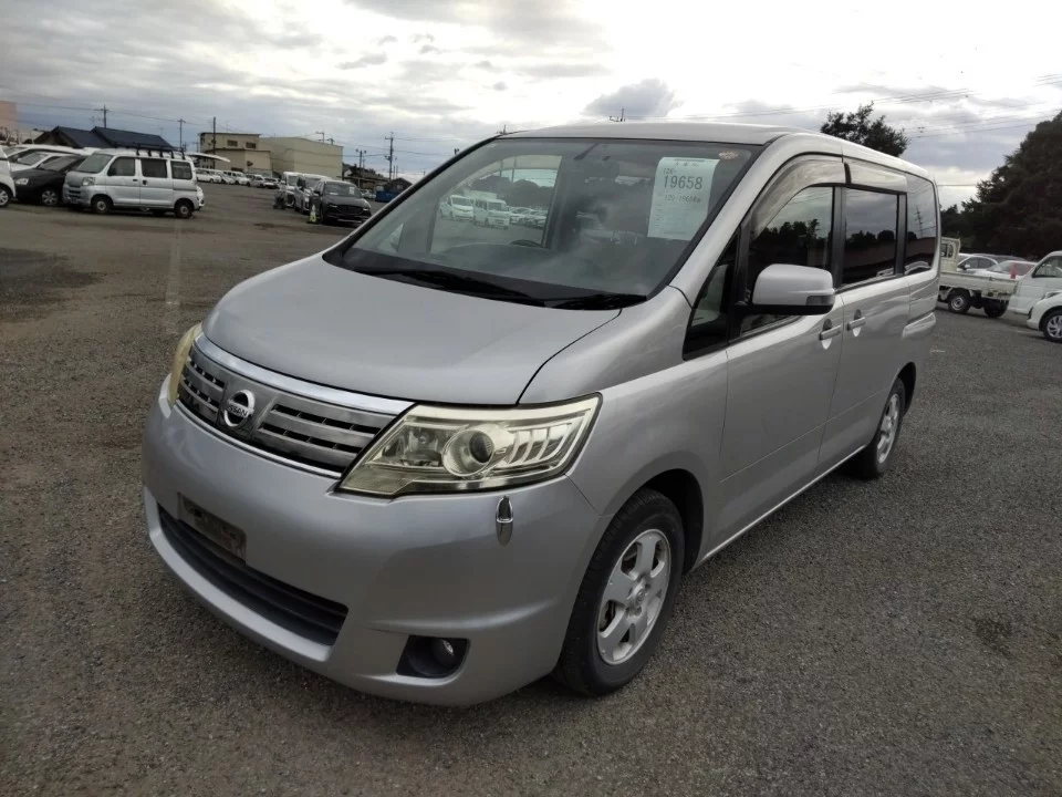 Nissan Serena 2009