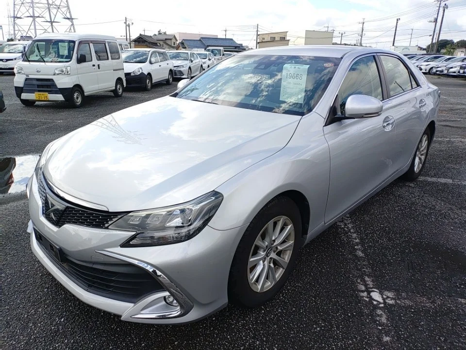 Toyota Mark X 2019