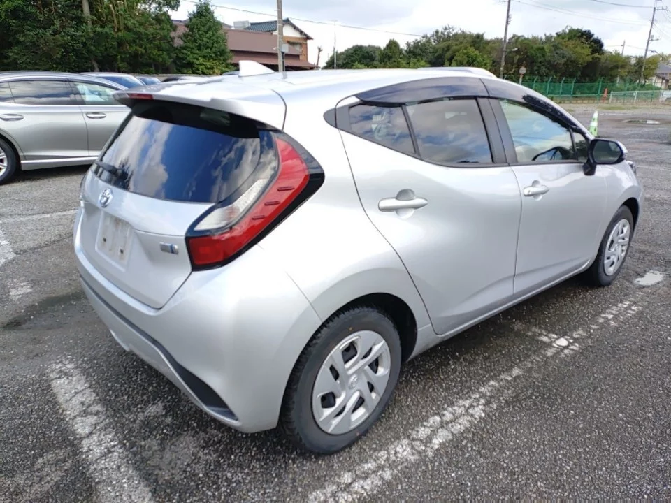 Toyota Aqua 2021
