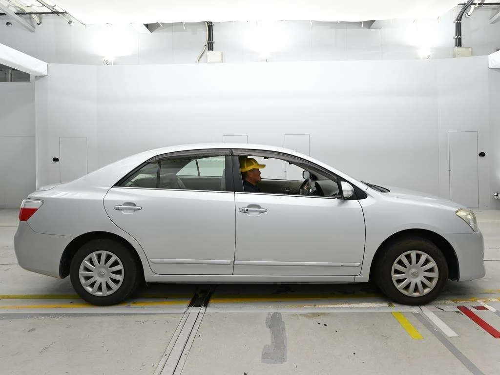 Toyota Premio  с аукциона в Японии