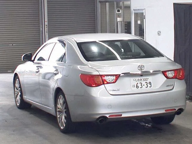 Toyota Mark X 2009