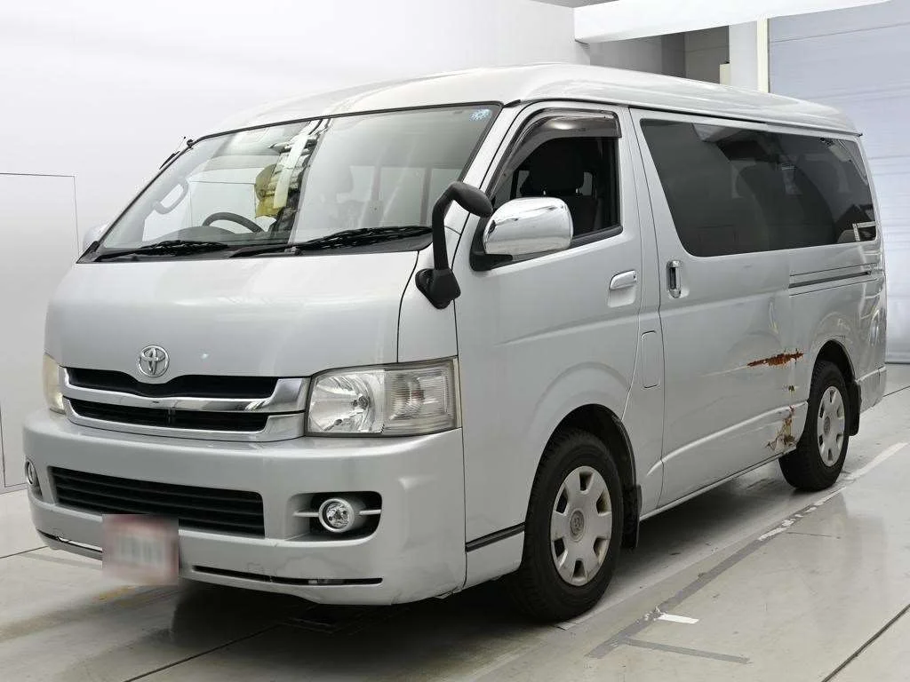 Toyota HiAce 2009