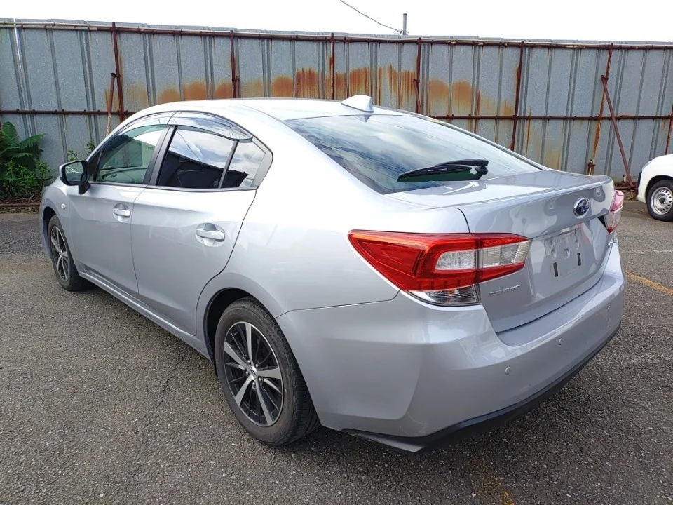 Subaru Impreza  с аукциона в Японии