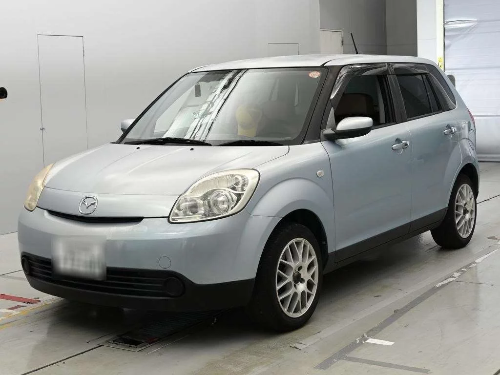 Mazda Verisa 2005