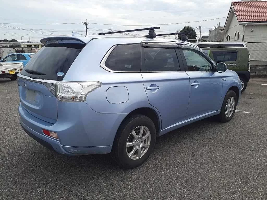 Mitsubishi Outlander 2015