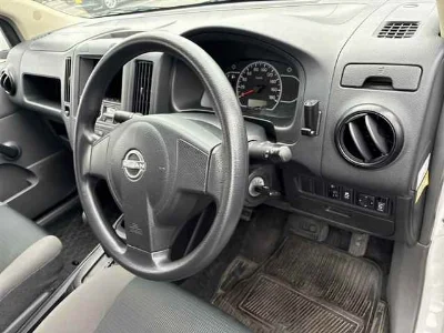 NISSAN AD