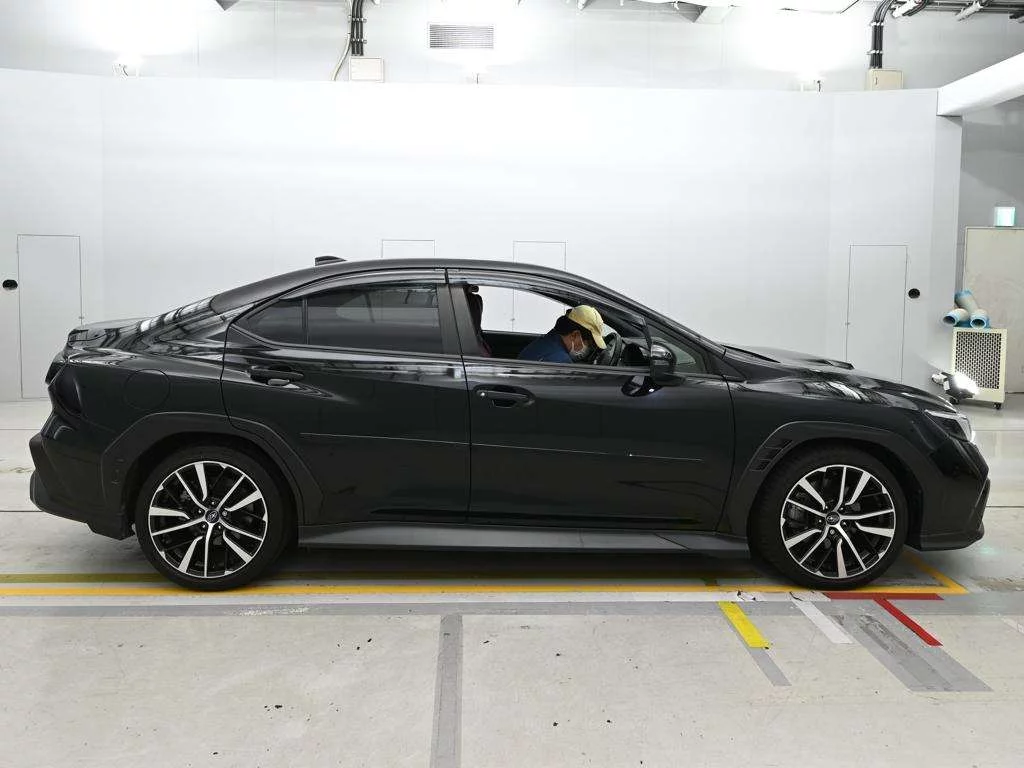 Subaru WRX  с аукциона в Японии