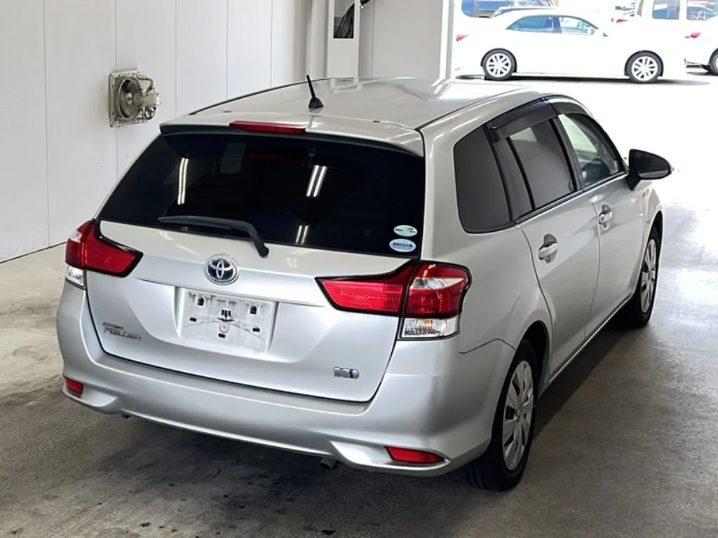Toyota Corolla Fielder 2017