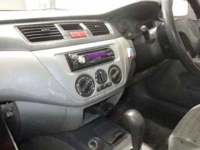 MITSUBISHI LANCER VAN