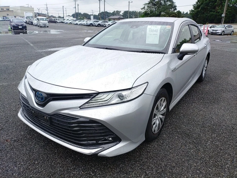 Toyota Camry 2019