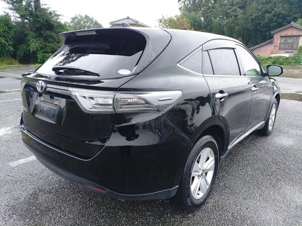 Toyota Harrier 2017