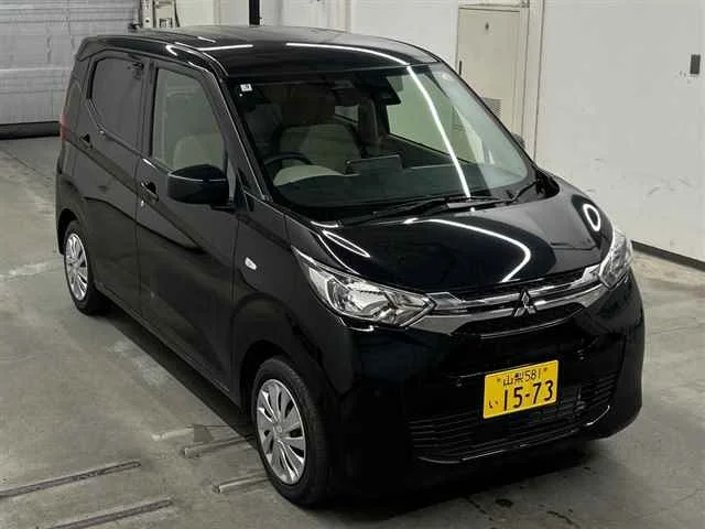 Mitsubishi eK Wagon 2025