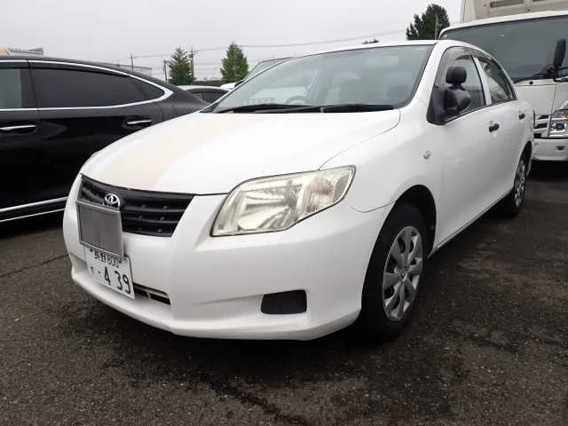 Toyota Corolla Axio 2011