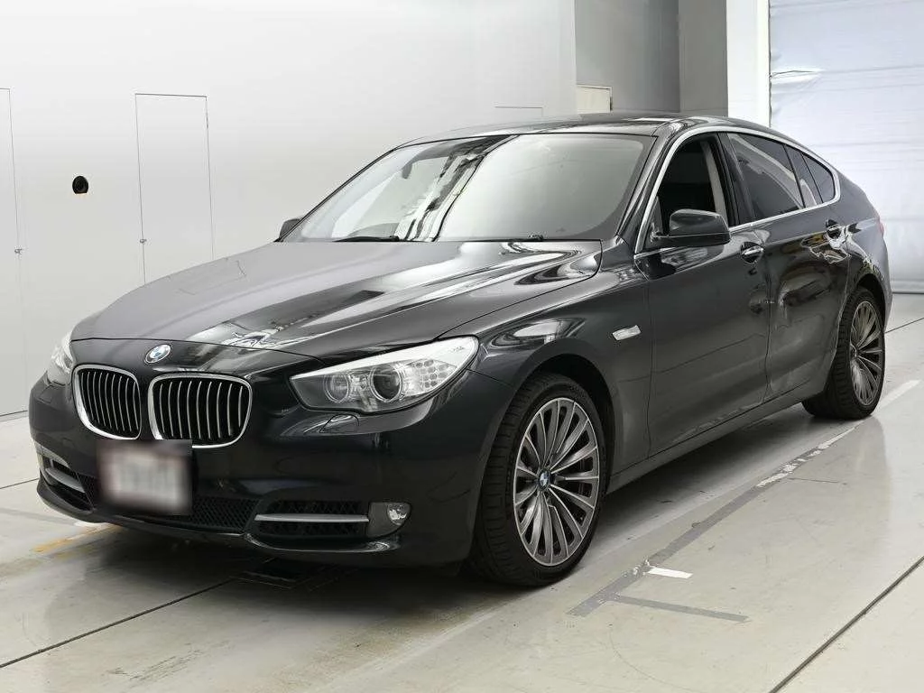 BMW 5-Series 2011