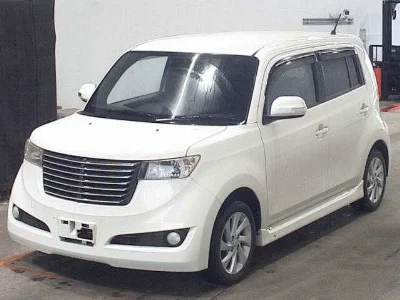 TOYOTA BB
