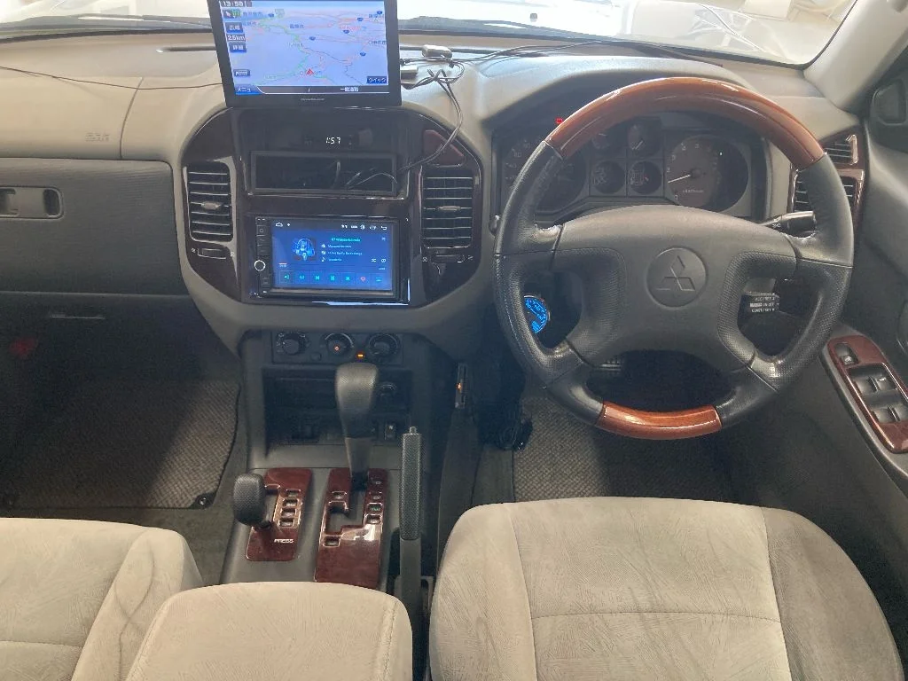 Mitsubishi Pajero  с аукциона в Японии