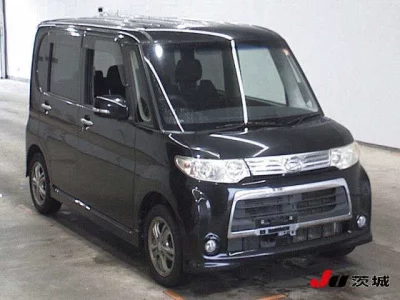 DAIHATSU TANTO, 2011 — лот японского аукциона