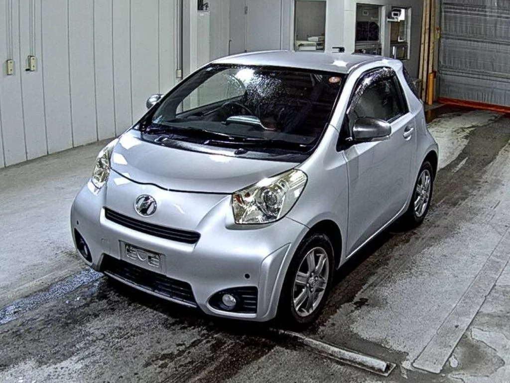 Toyota iQ 2015