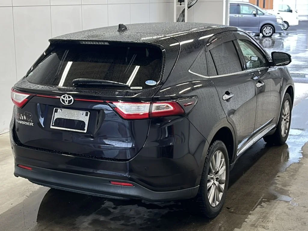 Toyota Harrier 2017