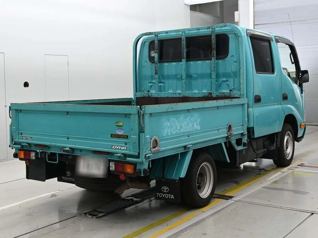 Toyota Dyna 2015