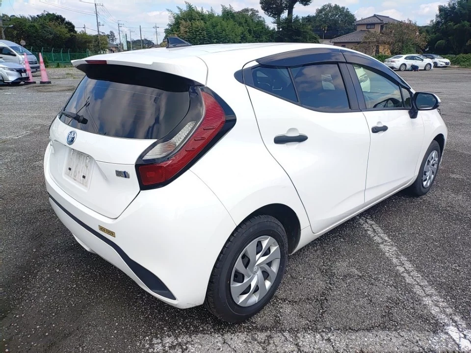 Toyota Aqua 2021
