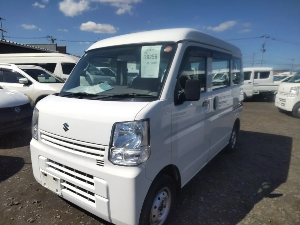 Suzuki Every 2020