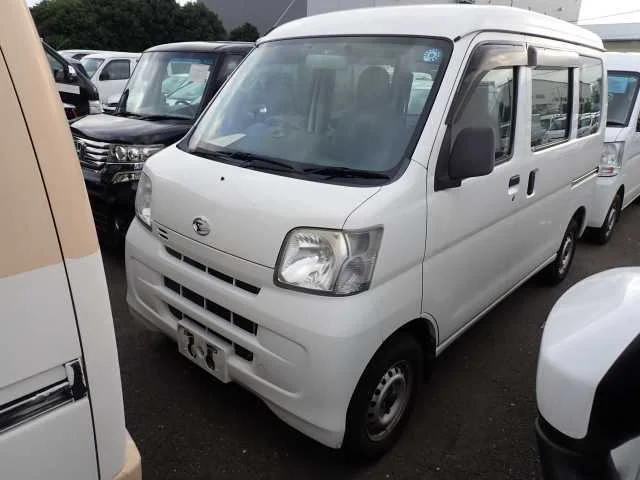 Daihatsu Hijet Cargo 2016