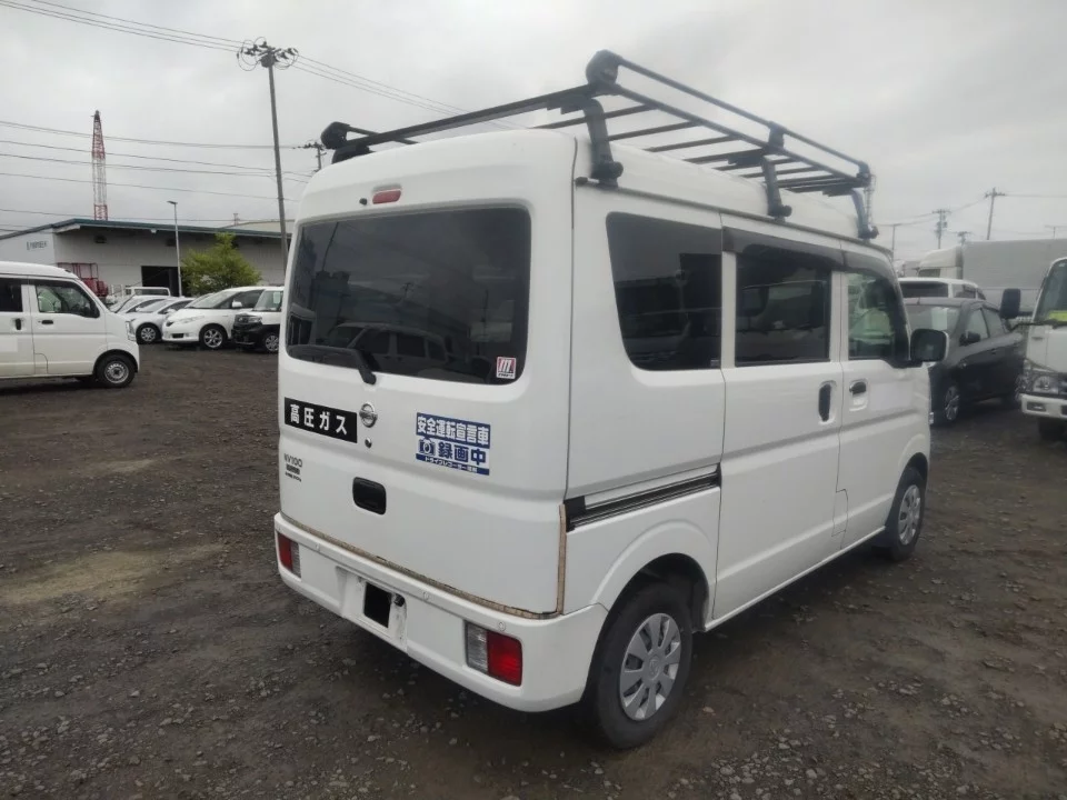 Nissan NV100 Clipper 2022