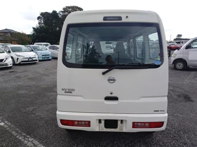 NISSAN CLIPPER VAN