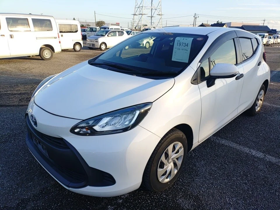 Toyota Aqua 2021